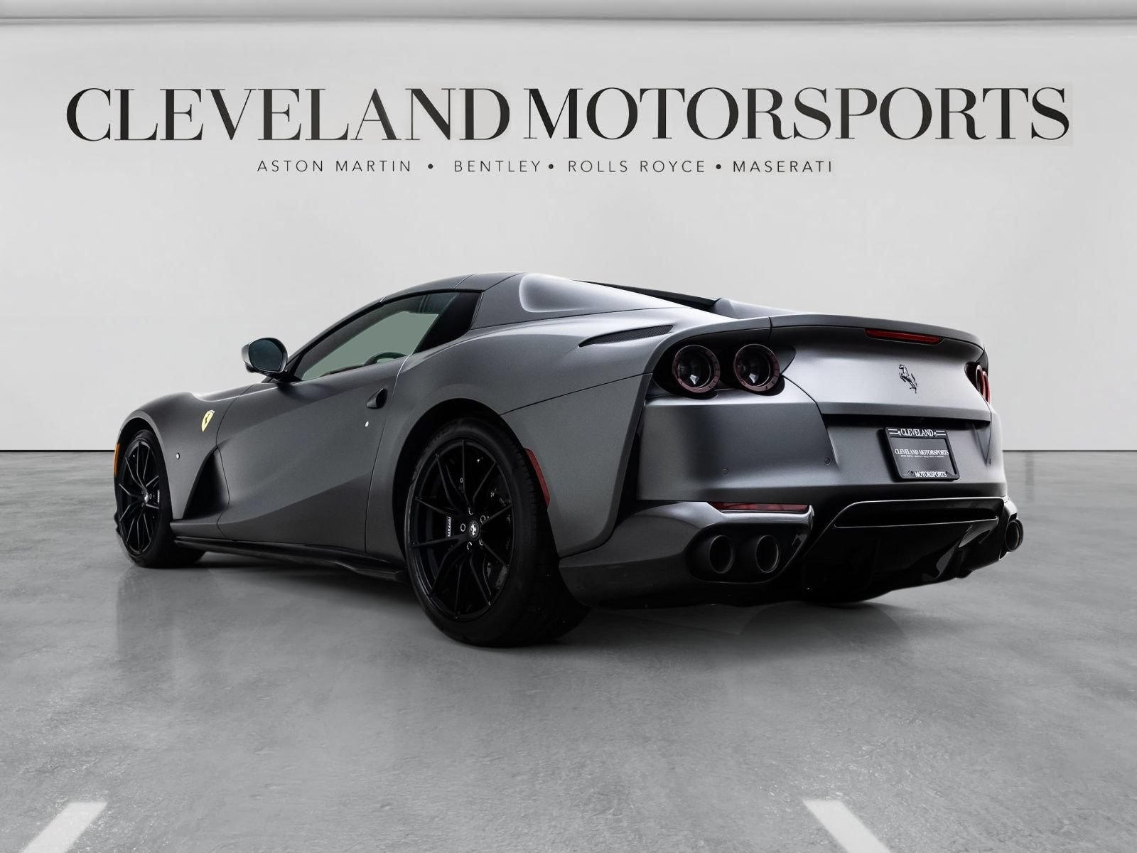 Used 2021 Ferrari 812 GTS RWD image 2