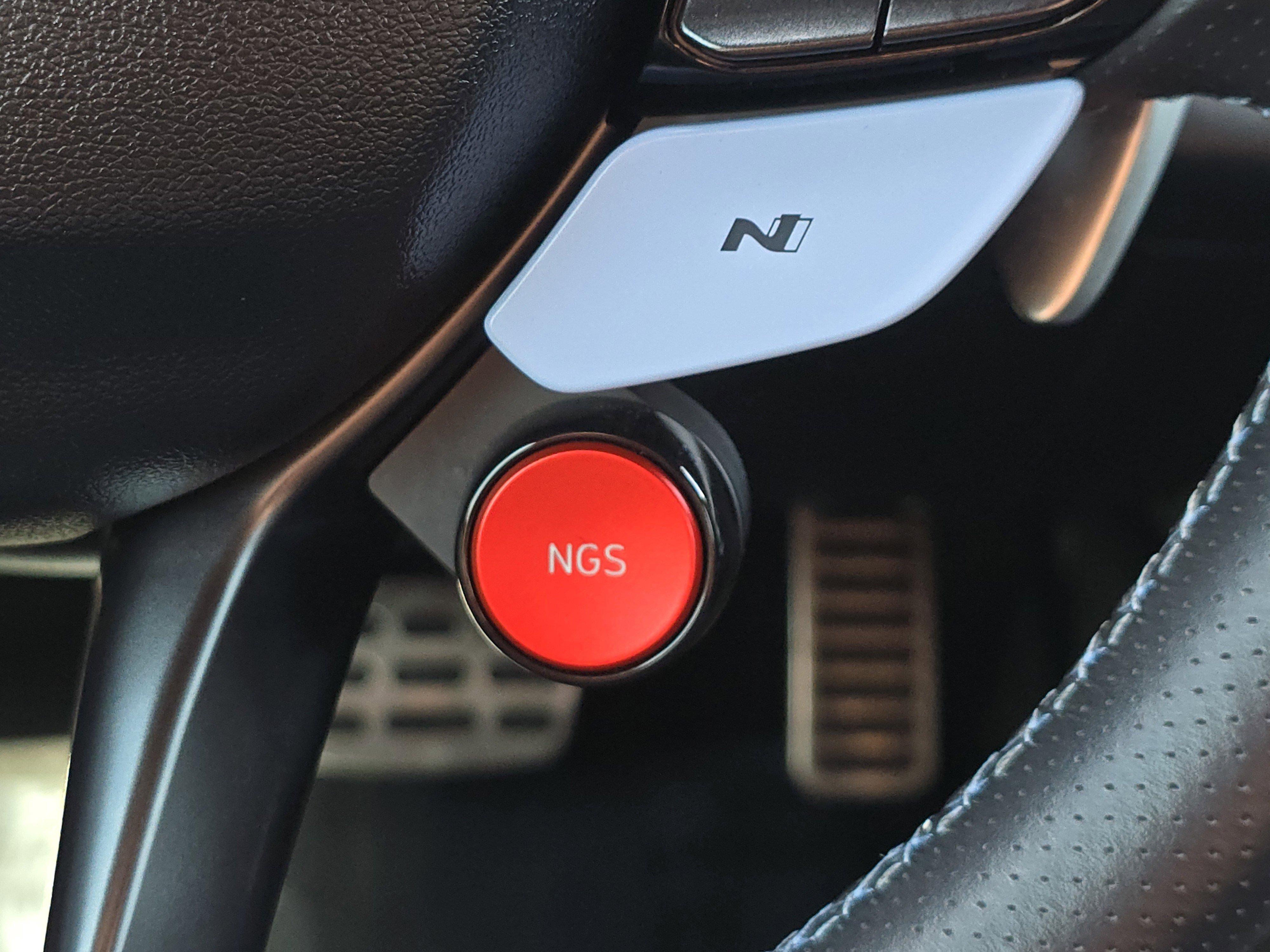 Used 2024 Hyundai Elantra N image 25