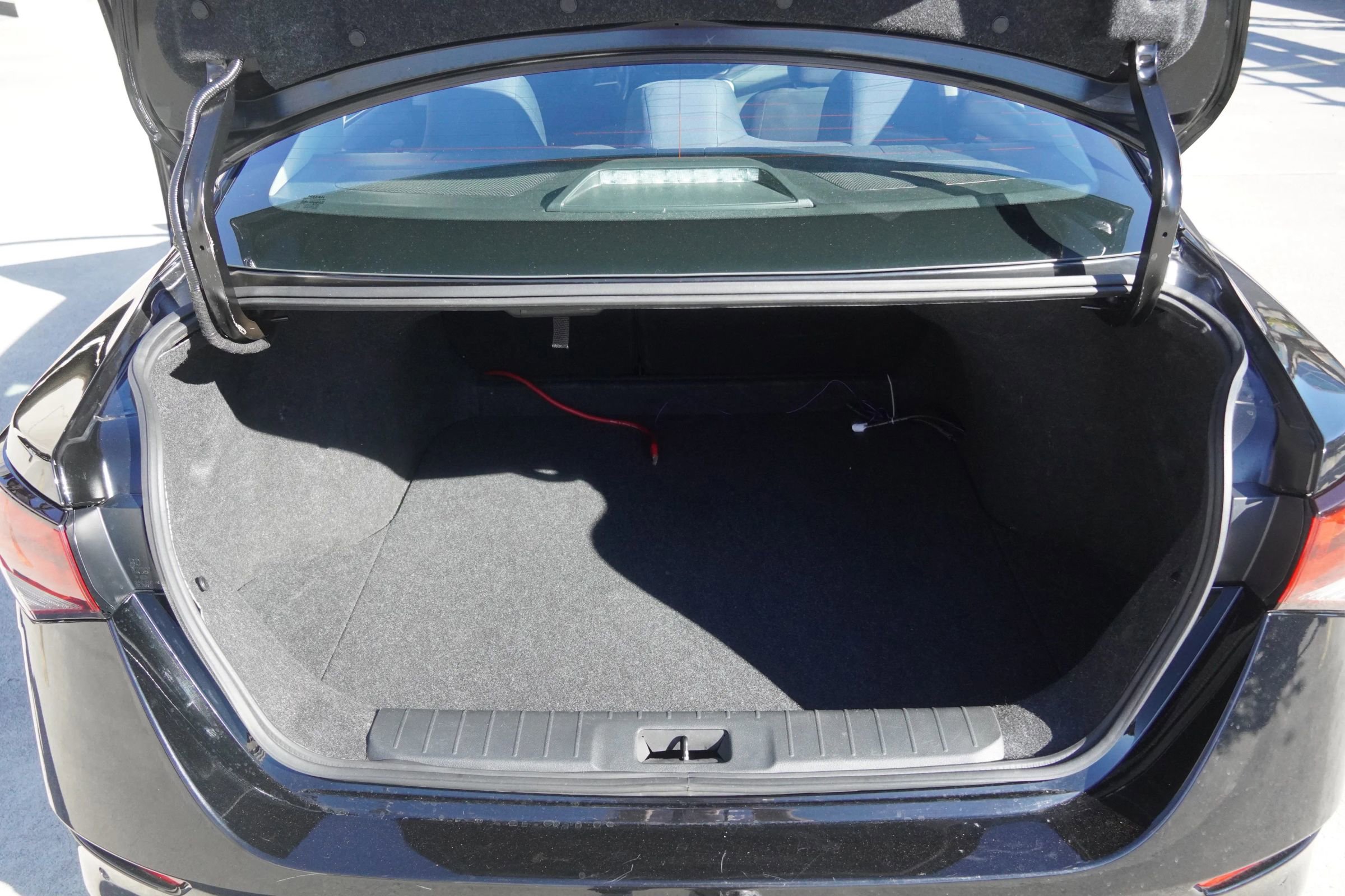 Used 2020 Nissan Sentra SV w/ Trunk Package image 32