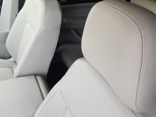Used 2022 Volkswagen Atlas SE FWD image 21