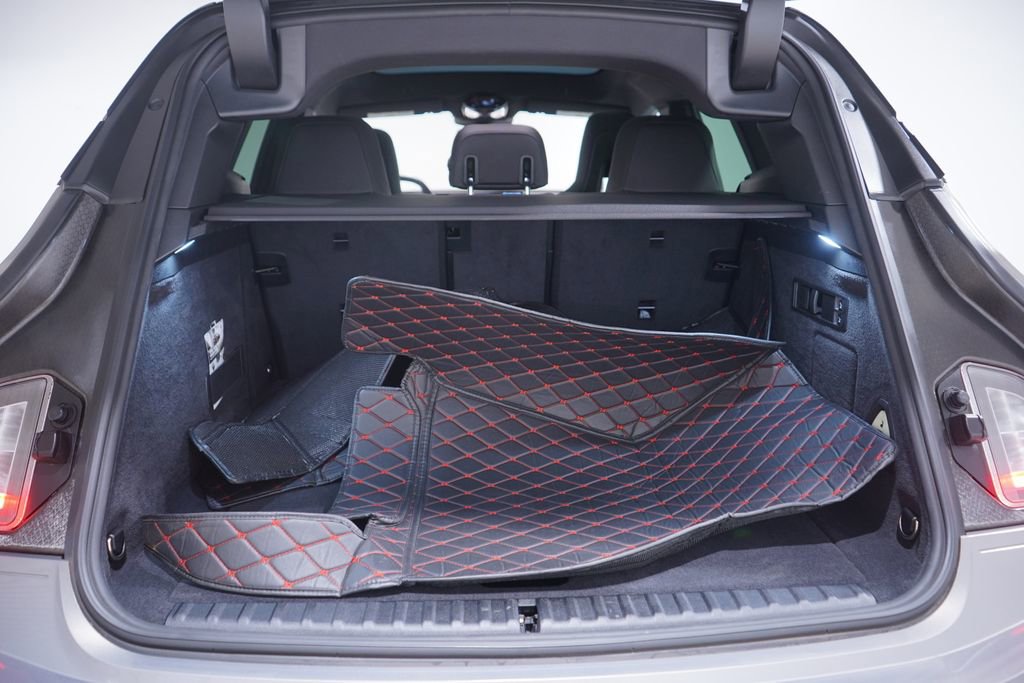 Used 2023 BMW iX xDrive50 w/ Premium Package image 21