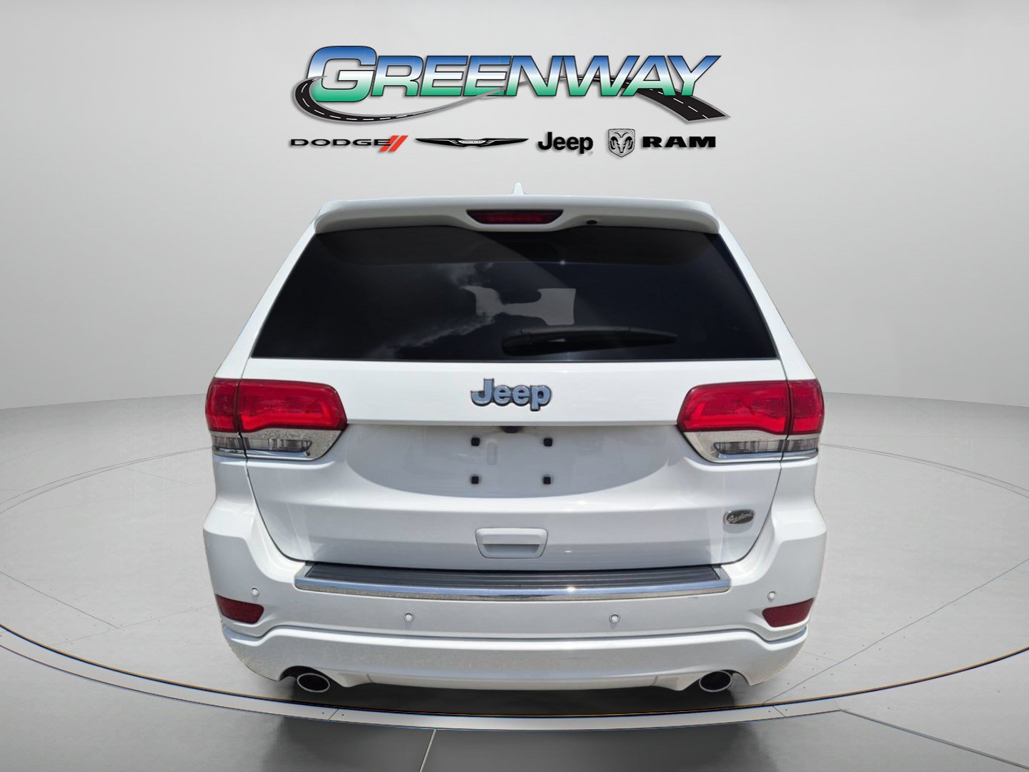 Used 2017 Jeep Grand Cherokee Overland RWD image 2
