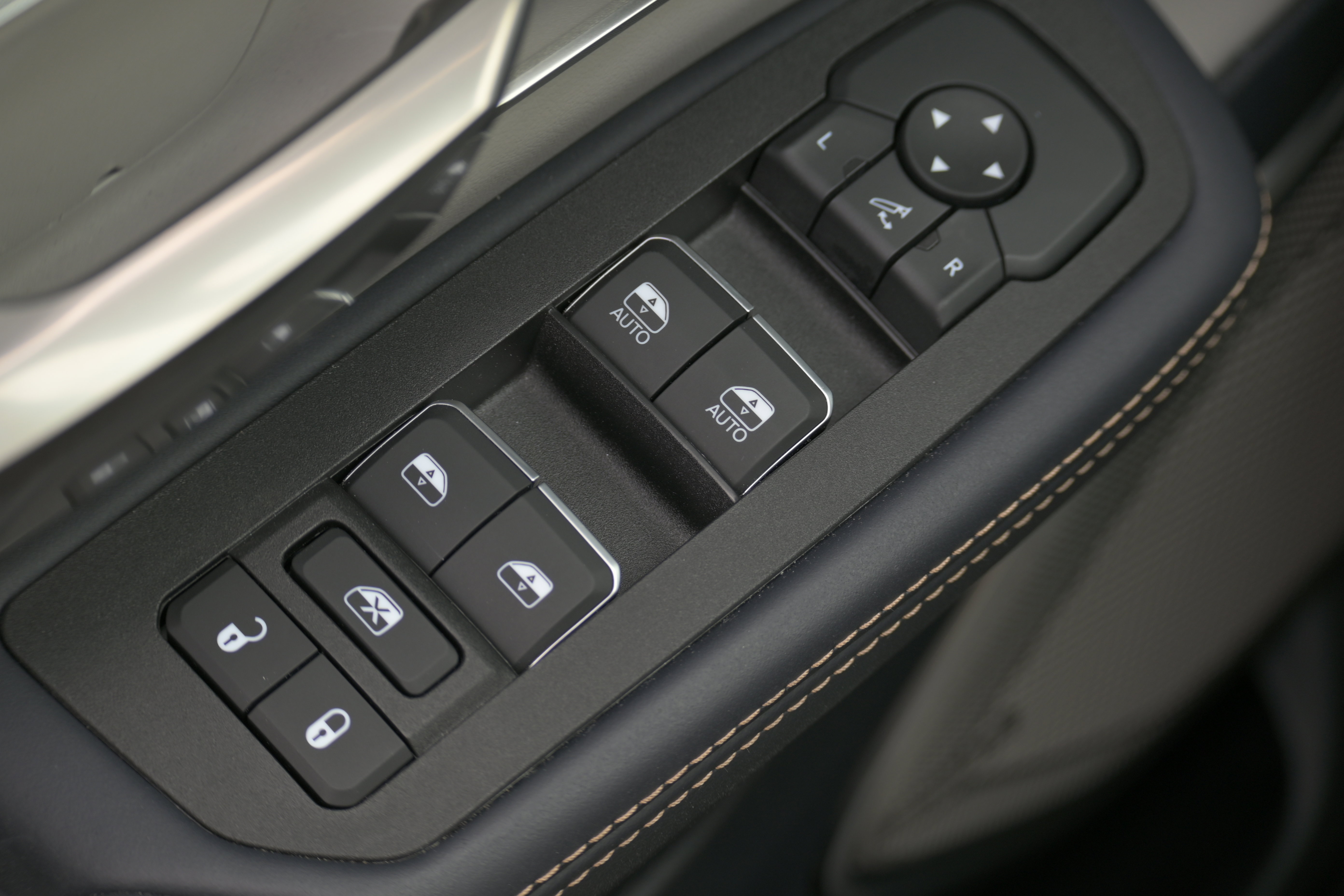 Used 2025 RAM 1500 Tungsten image 24