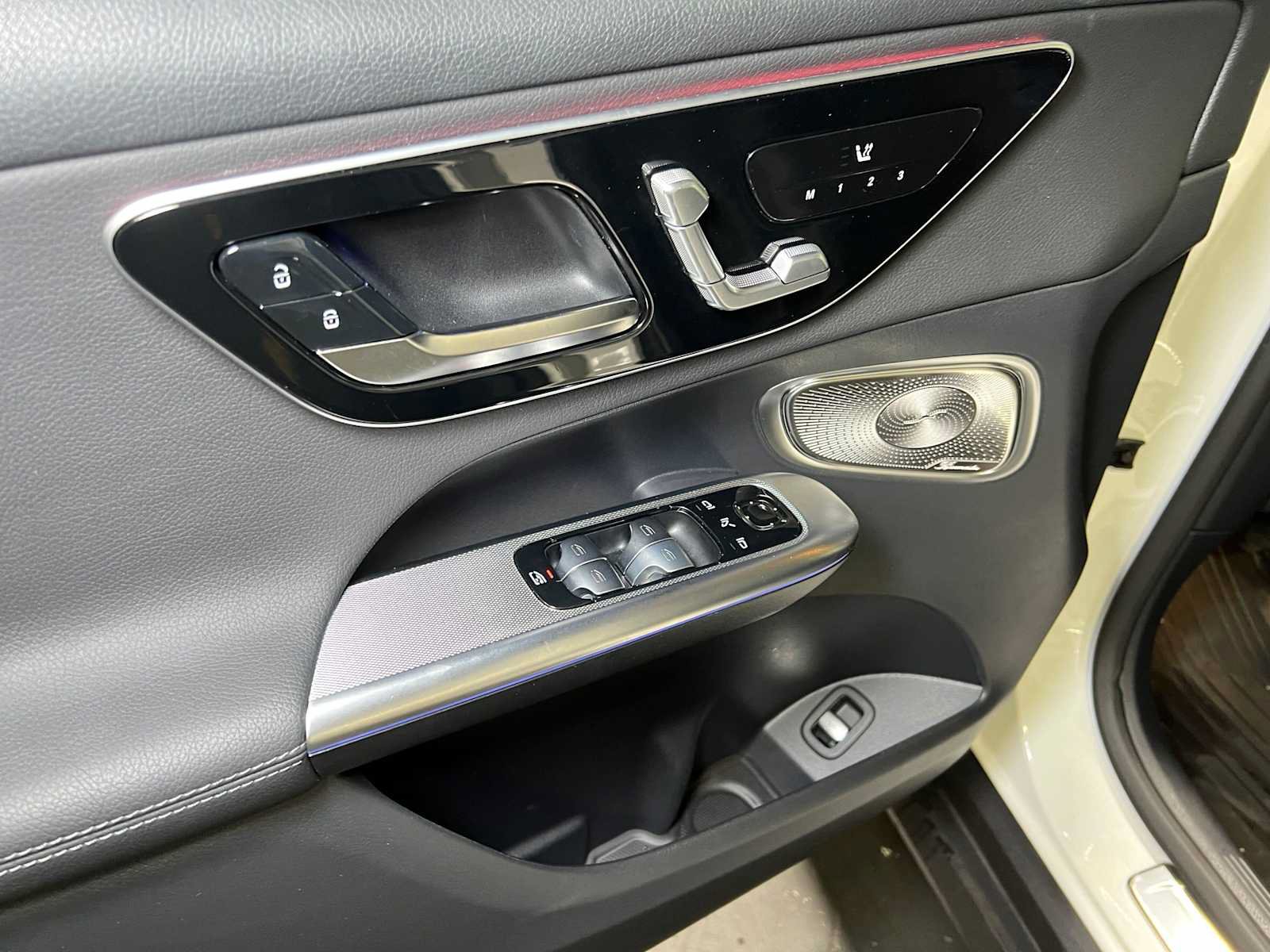 Certified 2026 Mercedes-Benz GLC 300 4MATIC image 22