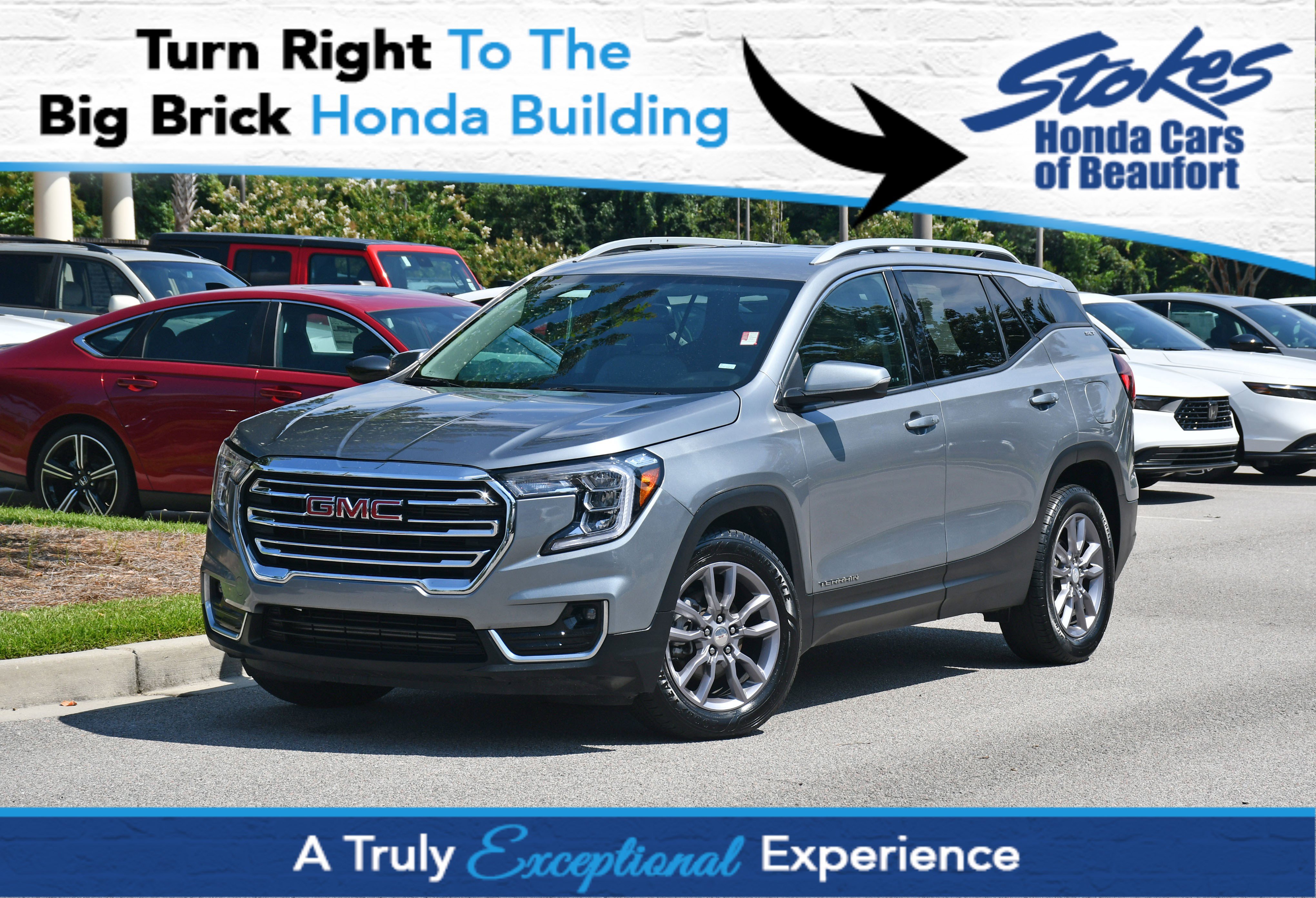 Used 2023 GMC Terrain SLT