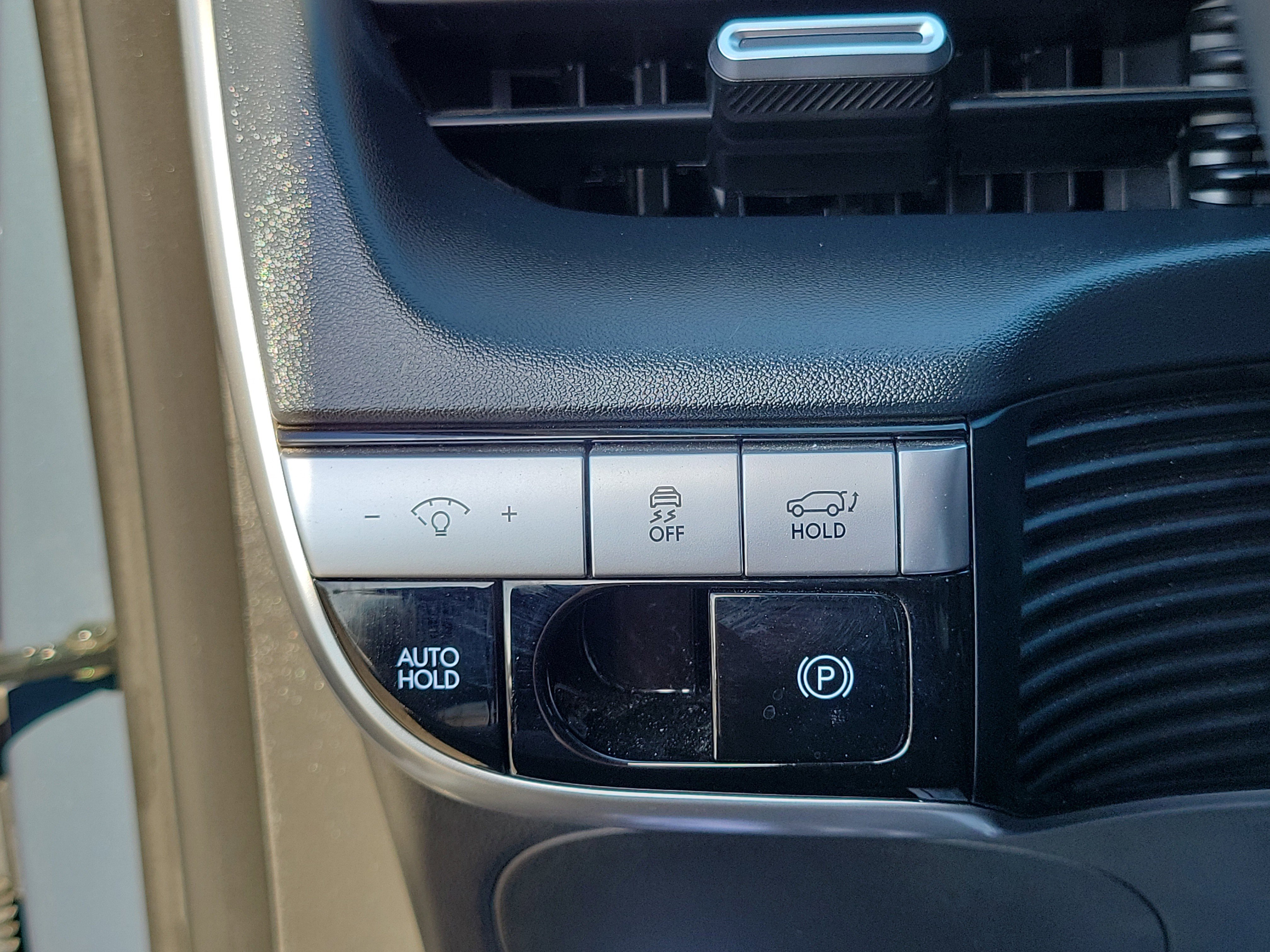 Certified 2024 Hyundai Ioniq 5 SEL RWD image 17