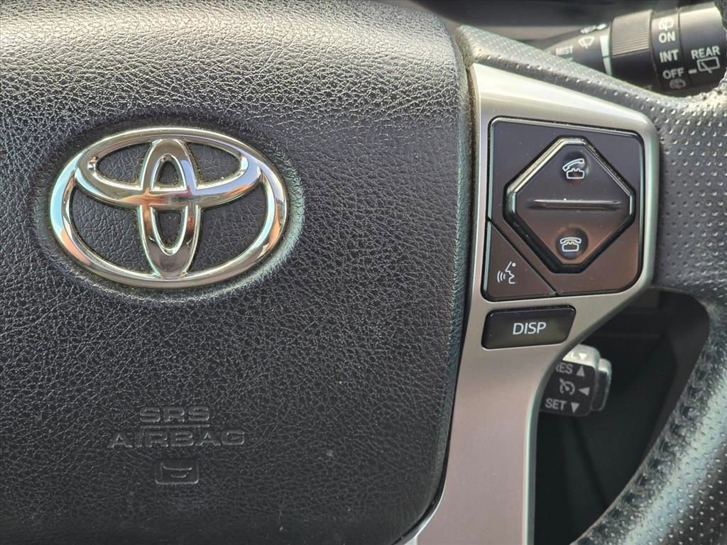 Used 2016 Toyota 4Runner SR5 AWD/4WD image 18