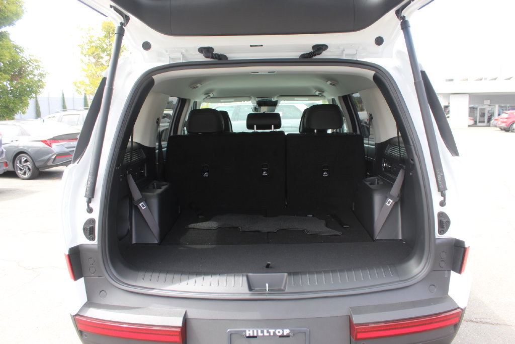 New 2026 Hyundai Santa Fe SEL FWD image 10