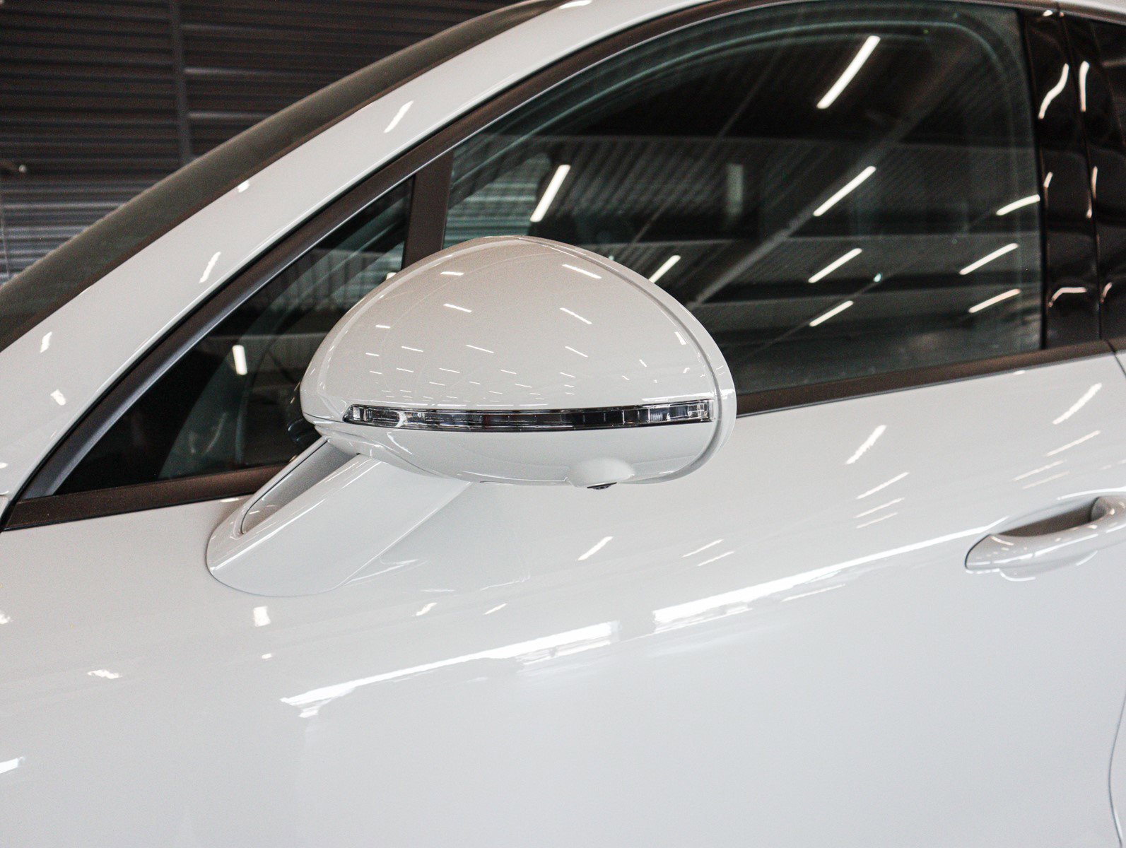 New 2026 Porsche Macan image 30