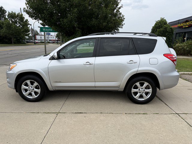 Used 2010 Toyota RAV4 Limited AWD/4WD image 8