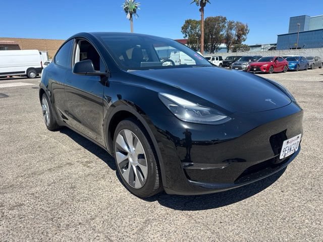 Used 2023 Tesla Model Y Long Range AWD/4WD image 3