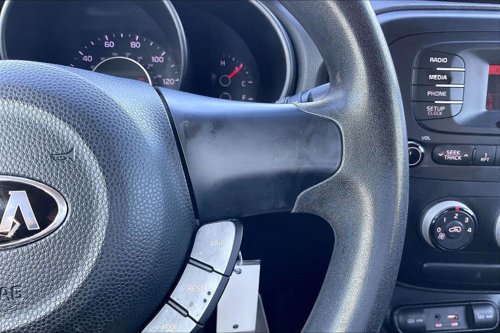 Used 2016 Kia Soul image 19