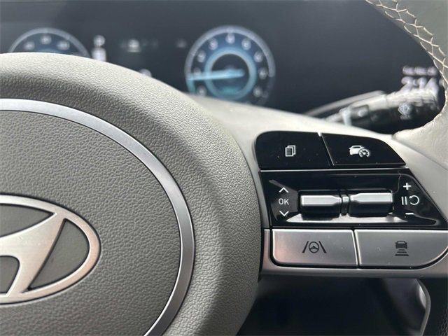 Certified 2024 Hyundai Elantra SEL w/ Convenience Package image 22