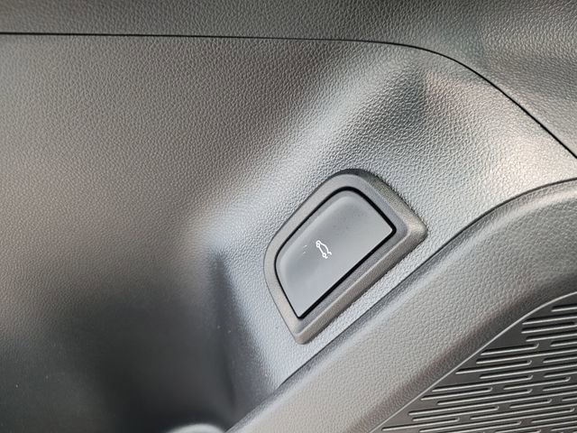 New 2026 GMC Terrain AT4 w/ Convenience Package III image 24