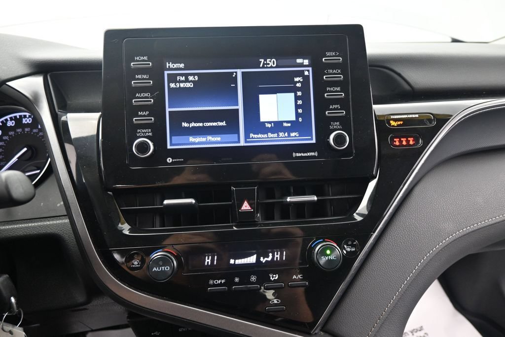 Used 2024 Toyota Camry SE FWD image 22