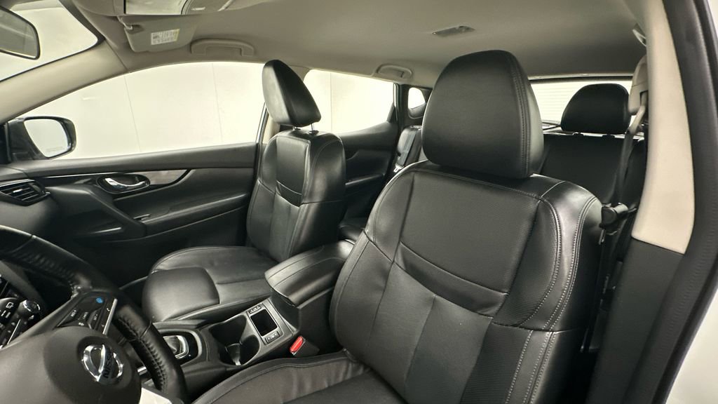 Certified 2022 Nissan Rogue Sport SL image 9