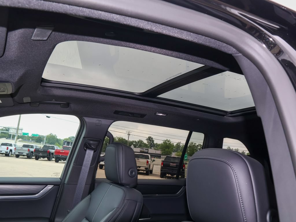 New 2026 GMC Acadia Elevation w/ Black Edition FWD image 8