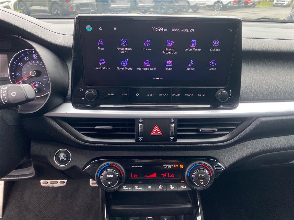 Certified 2022 Kia Forte GT-Line FWD image 12