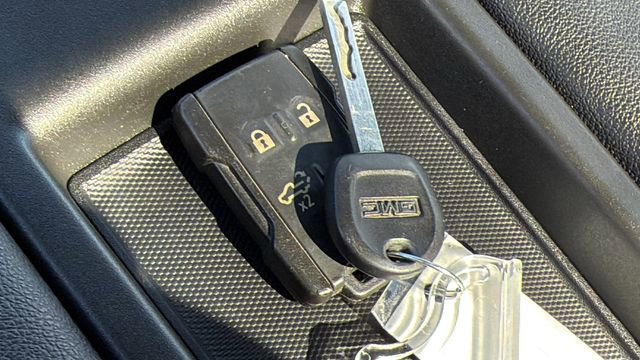 Used 2019 GMC Sierra 1500 4x4 Regular Cab w/ Convenience Package image 27