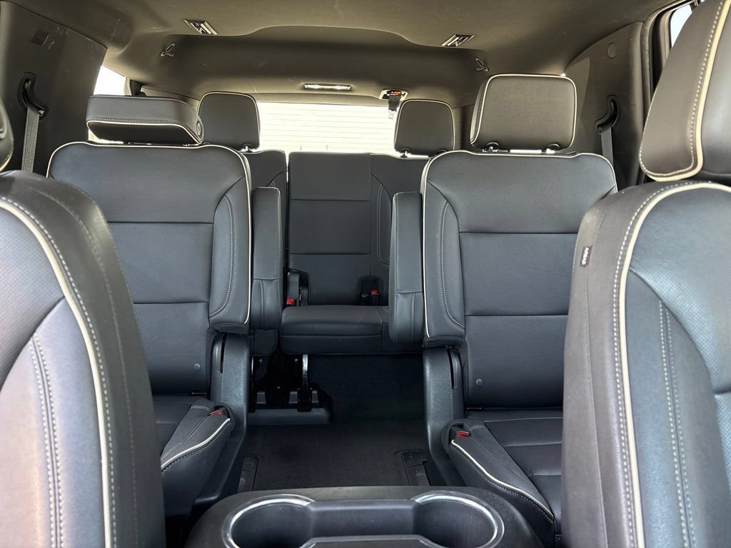 Used 2023 Chevrolet Tahoe Premier w/ Premium Package 2 AWD/4WD image 13