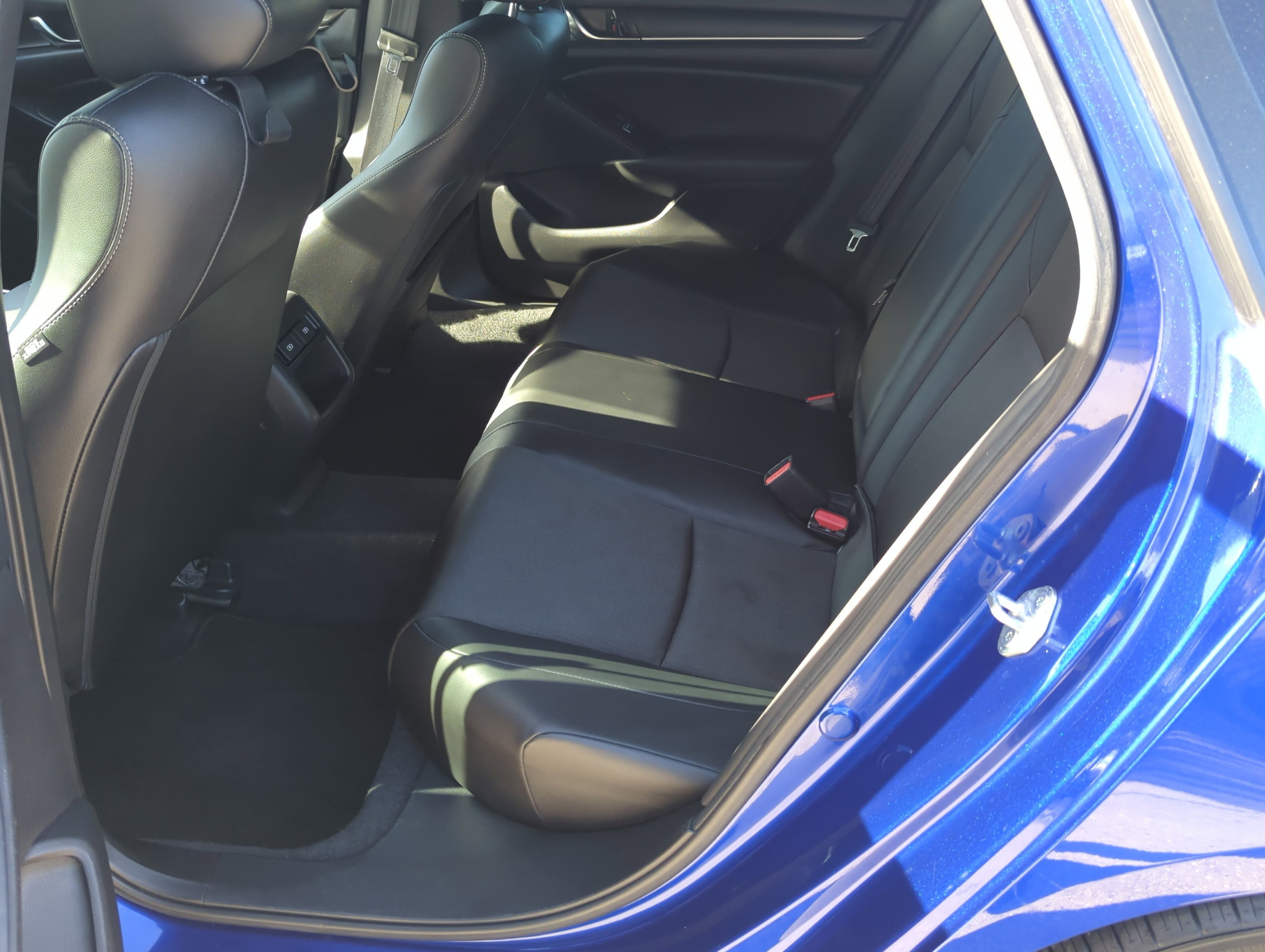 Used 2022 Honda Accord Sport image 18