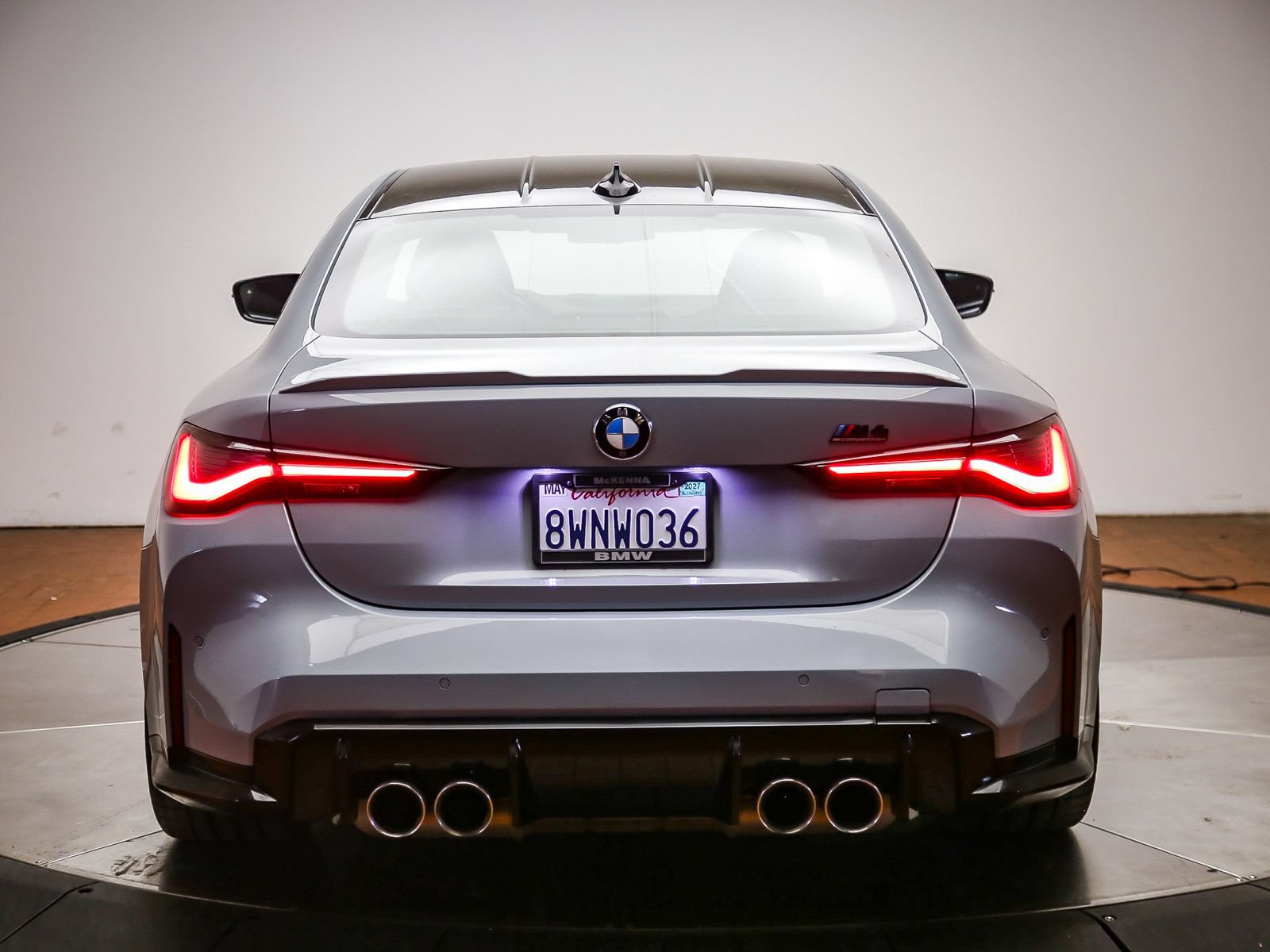 Used 2021 BMW M4 Competition w/ Executive Package RWD image 6