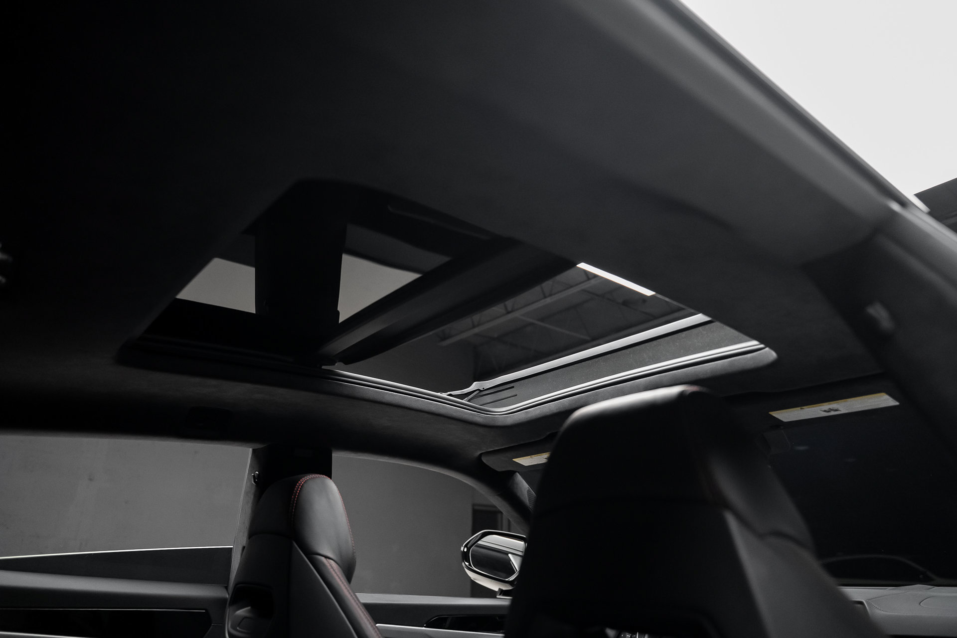 Used 2019 Lamborghini Urus AWD/4WD image 71