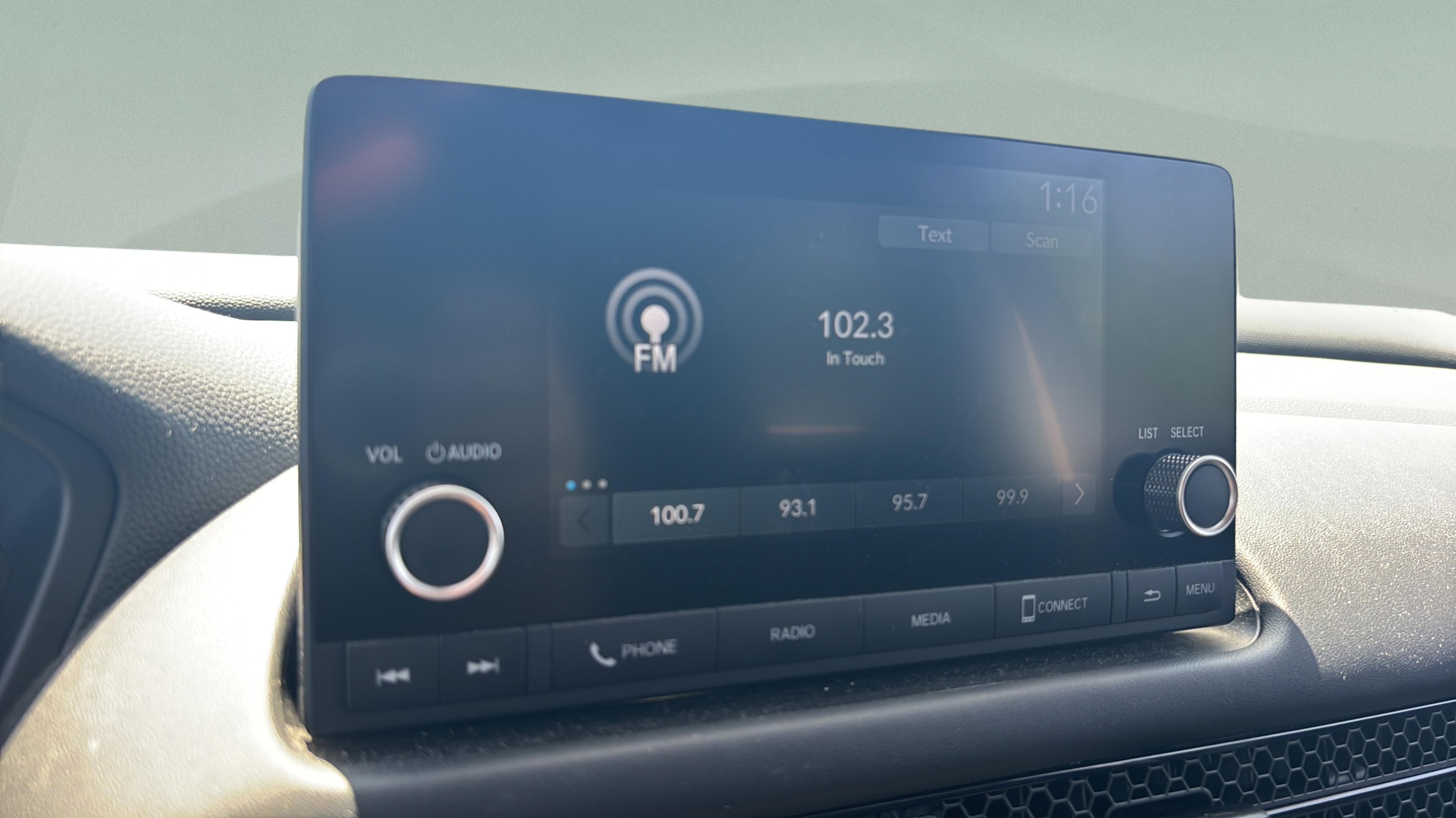 Certified 2024 Honda HR-V LX image 21