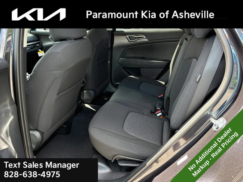 New 2026 Kia Sportage LX w/ LX Convenience Package AWD/4WD image 20