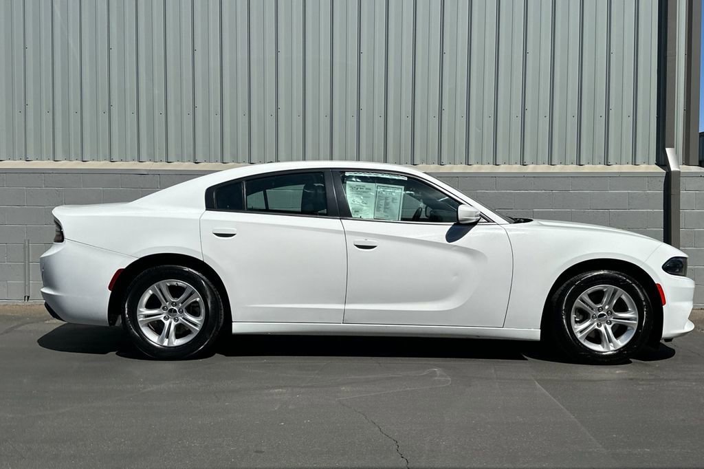 Used 2022 Dodge Charger SXT image 3
