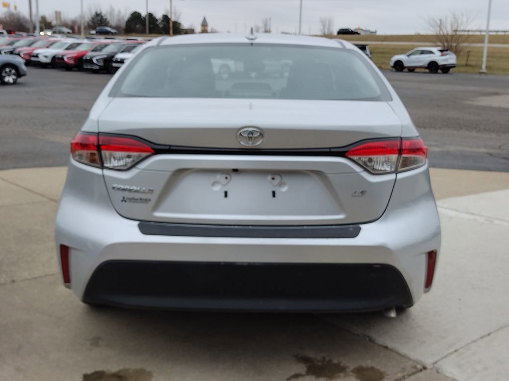 Used 2024 Toyota Corolla LE image 6