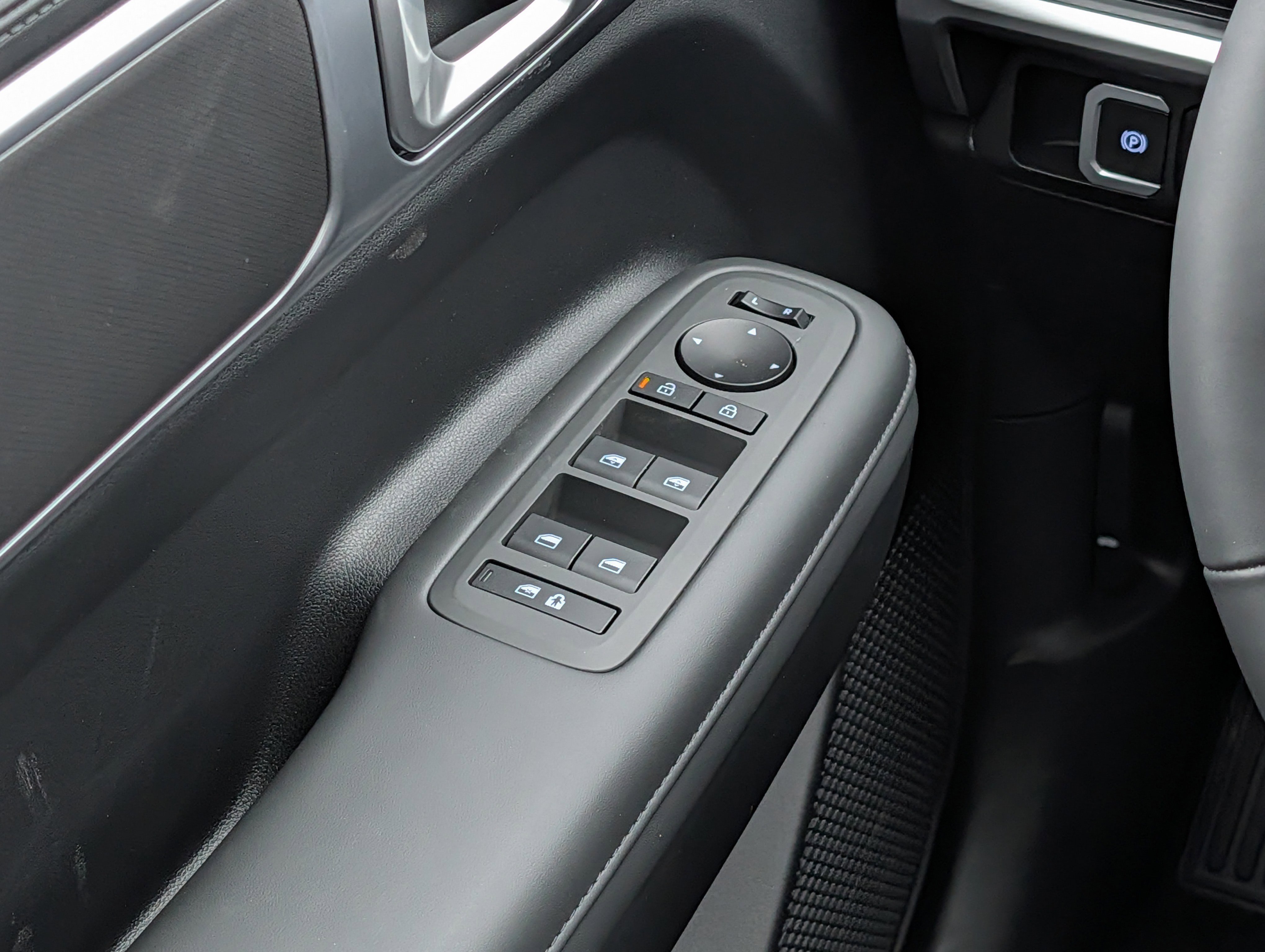 New 2026 Hyundai Santa Fe SEL image 12