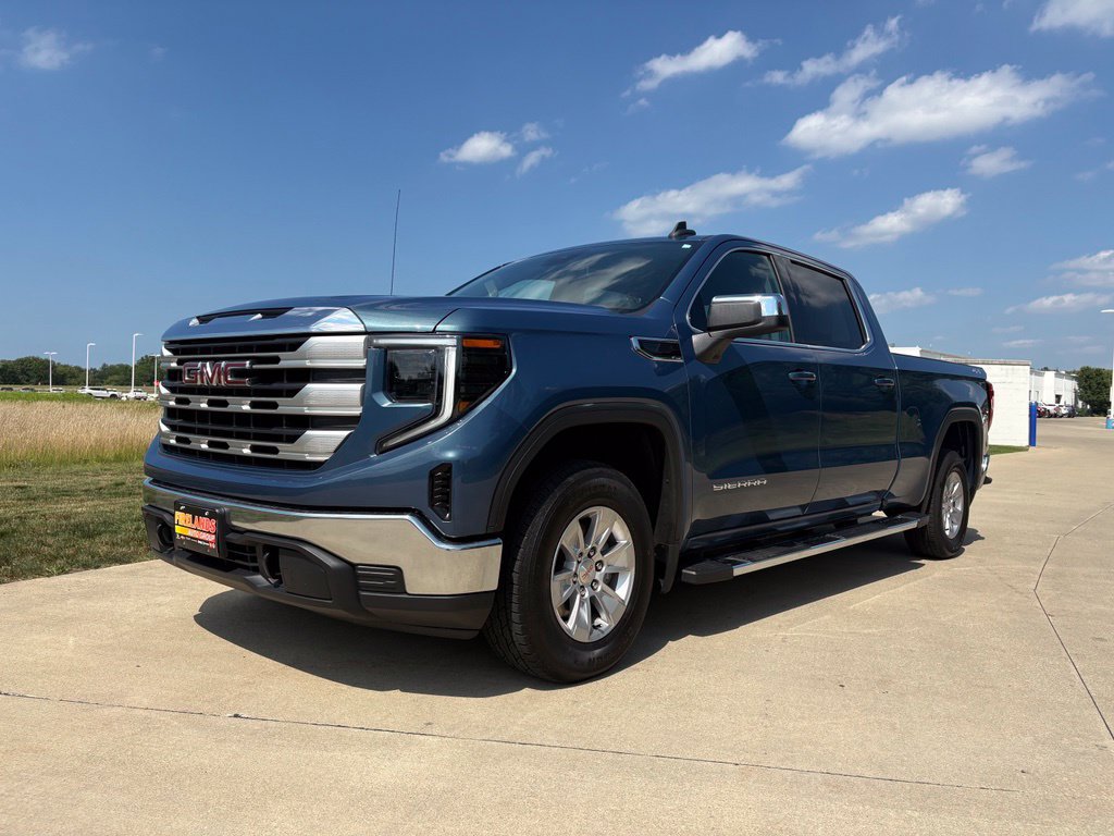 Used 2024 GMC Sierra 1500 SLE