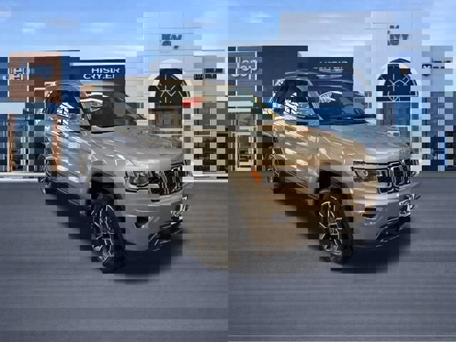 Used 2021 Jeep Grand Cherokee Limited image 11