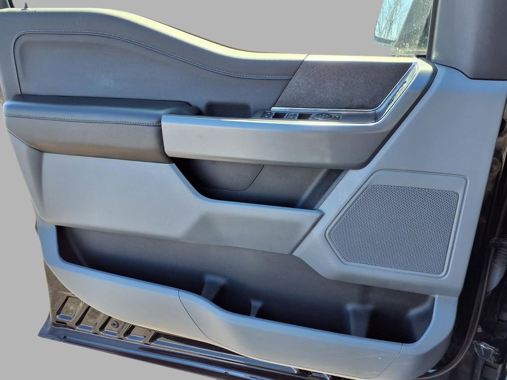 Used 2024 Ford F150 XLT w/ Mobile Office Package image 17