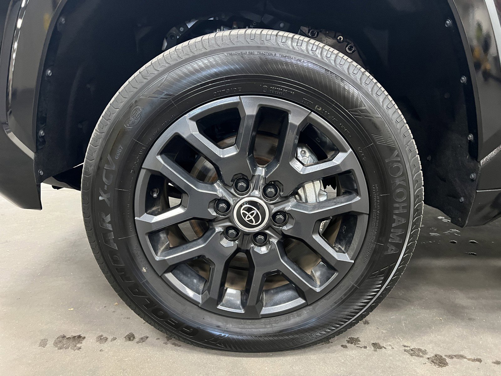 Used 2024 Toyota Tundra Platinum image 14