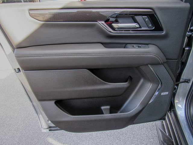 New 2026 GMC Yukon XL Elevation image 15