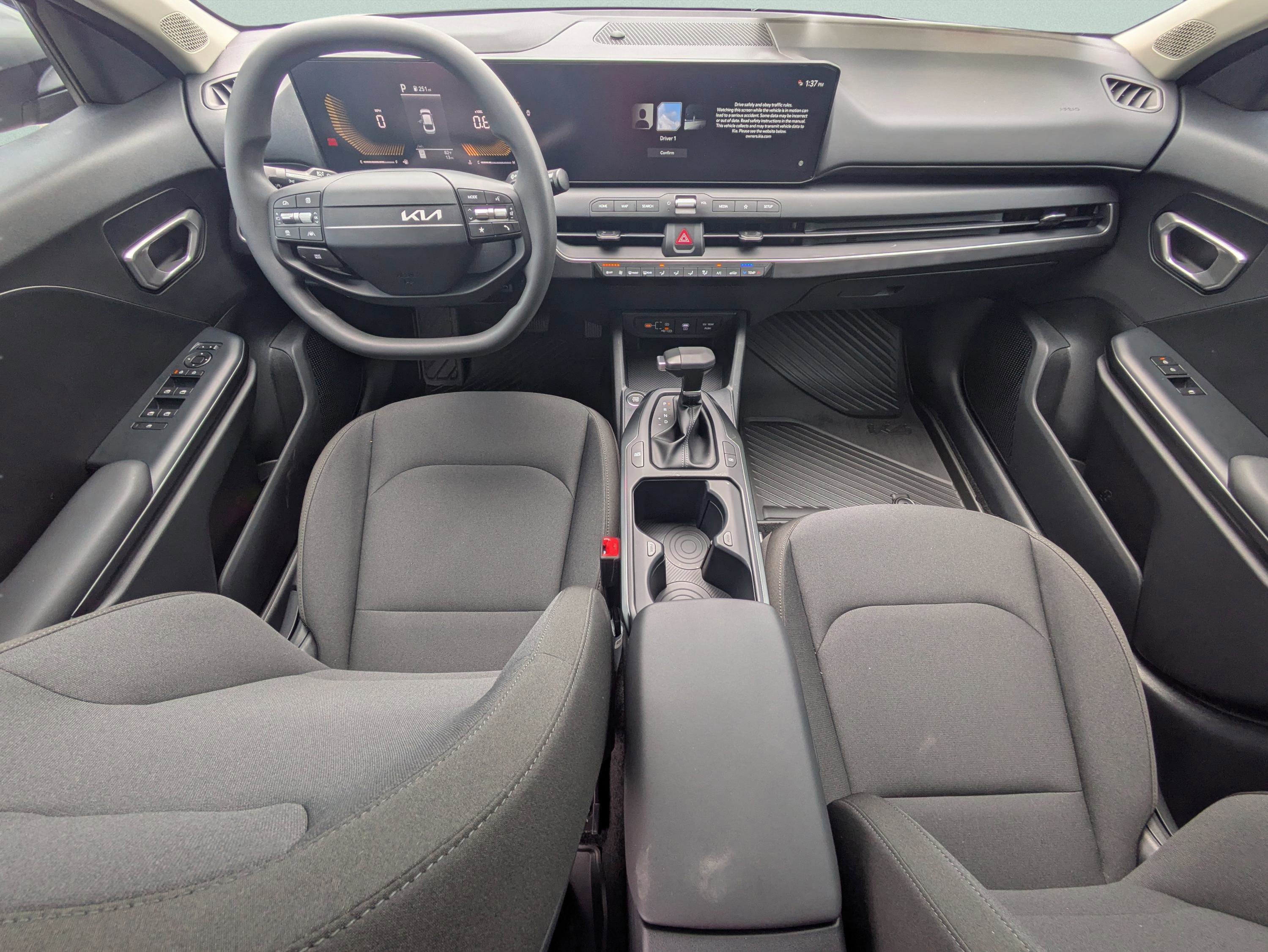New 2026 Kia K4 LXS image 15