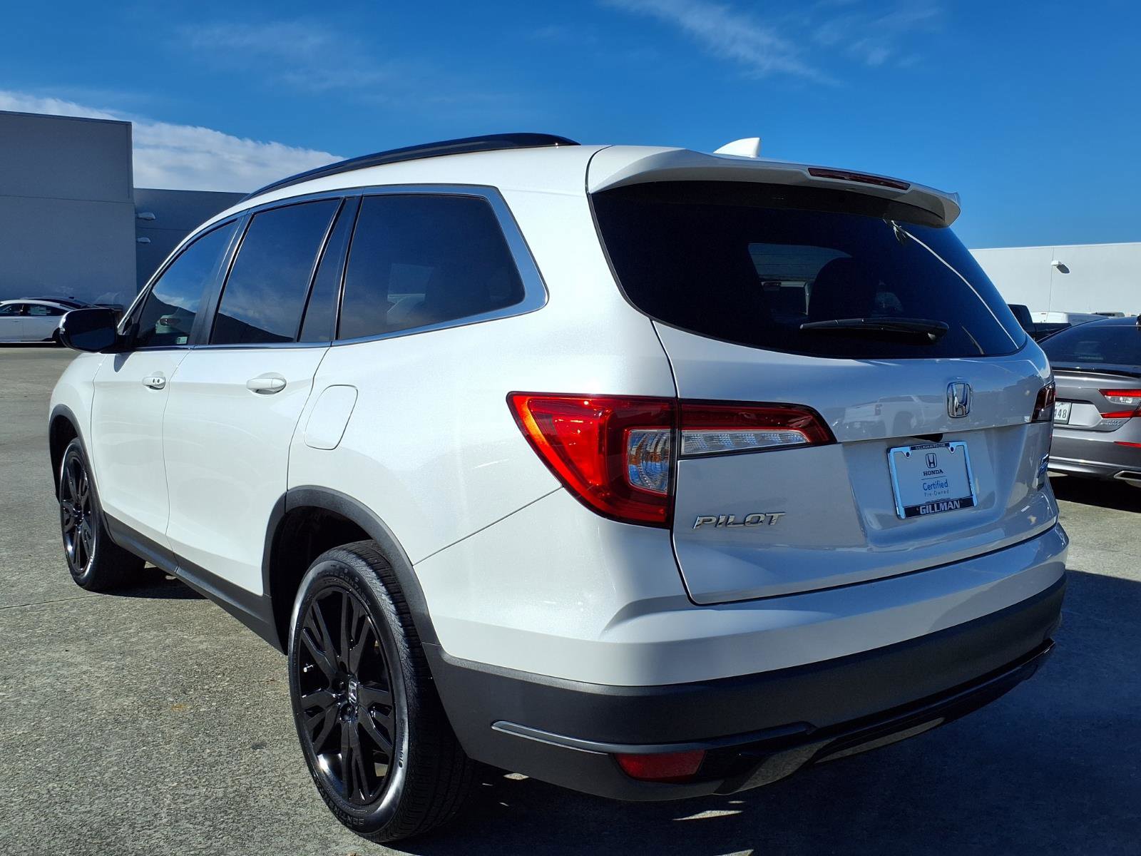 Used 2022 Honda Pilot Special Edition image 3