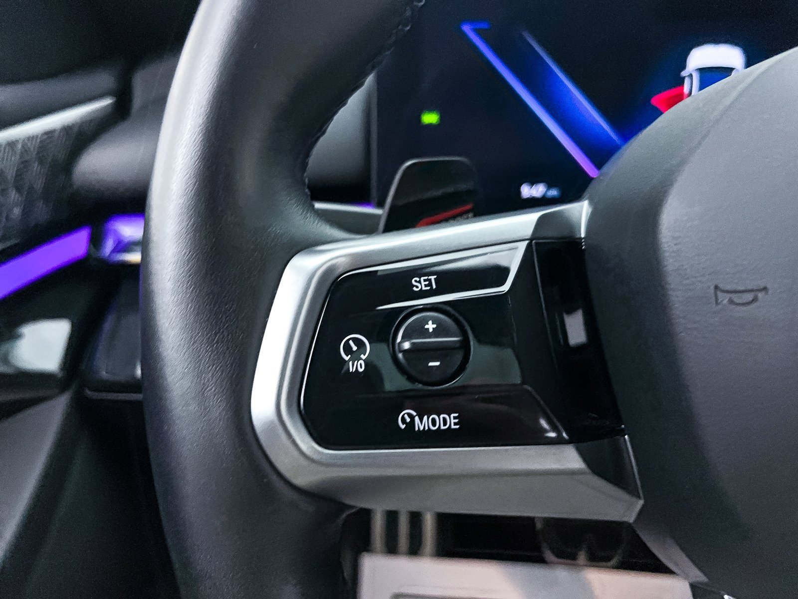 Used 2024 BMW i5 eDrive40i w/ M Sport Package image 29