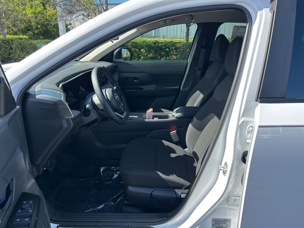 New 2026 Nissan Kicks S w/ Charging Package FWD image 16