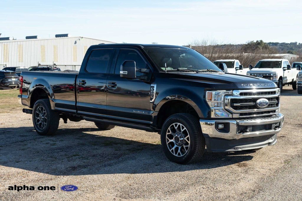 Used 2022 Ford F250 Lariat w/ Lariat Value Package image 3
