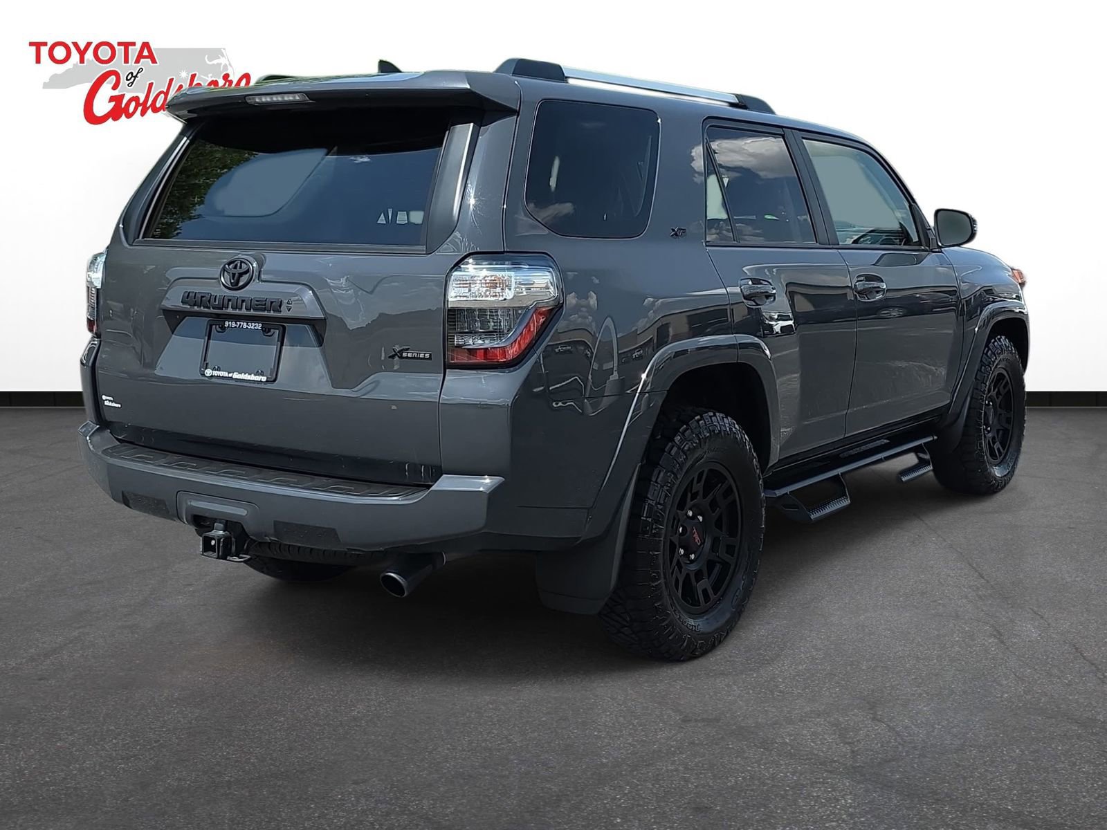 Used 2024 Toyota 4Runner SR5 Premium RWD image 5