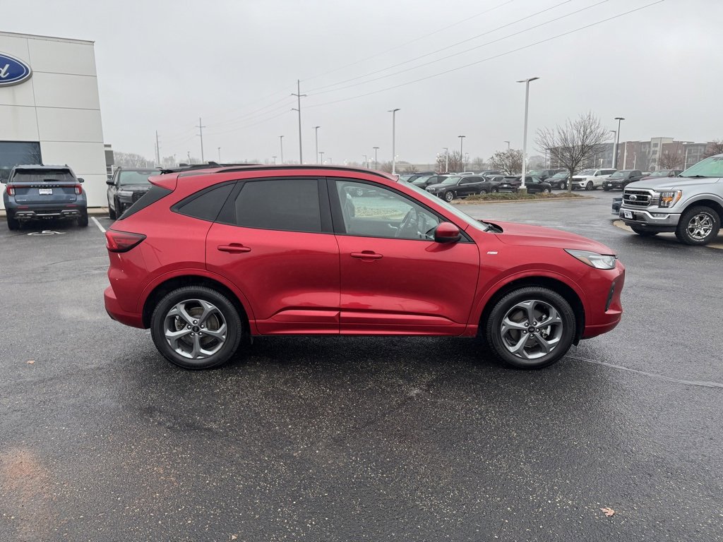 Certified 2024 Ford Escape ST-Line Select w/ Tech Pack #2 video 3