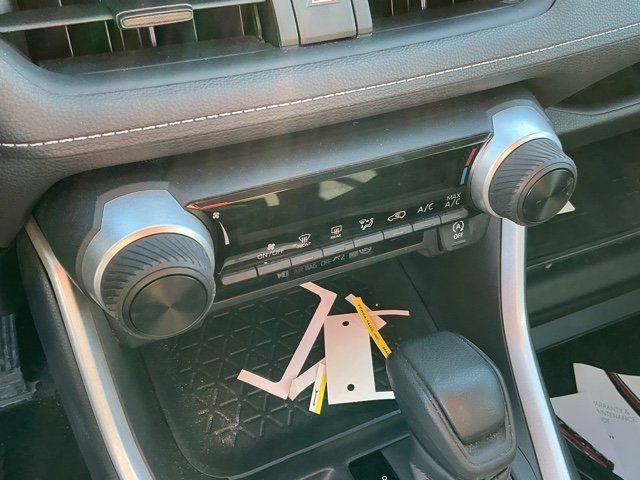 Used 2024 Toyota RAV4 LE image 19