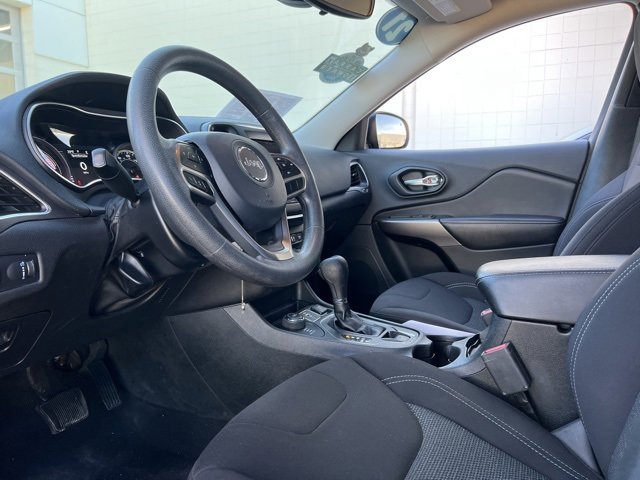 Used 2021 Jeep Cherokee Latitude image 13