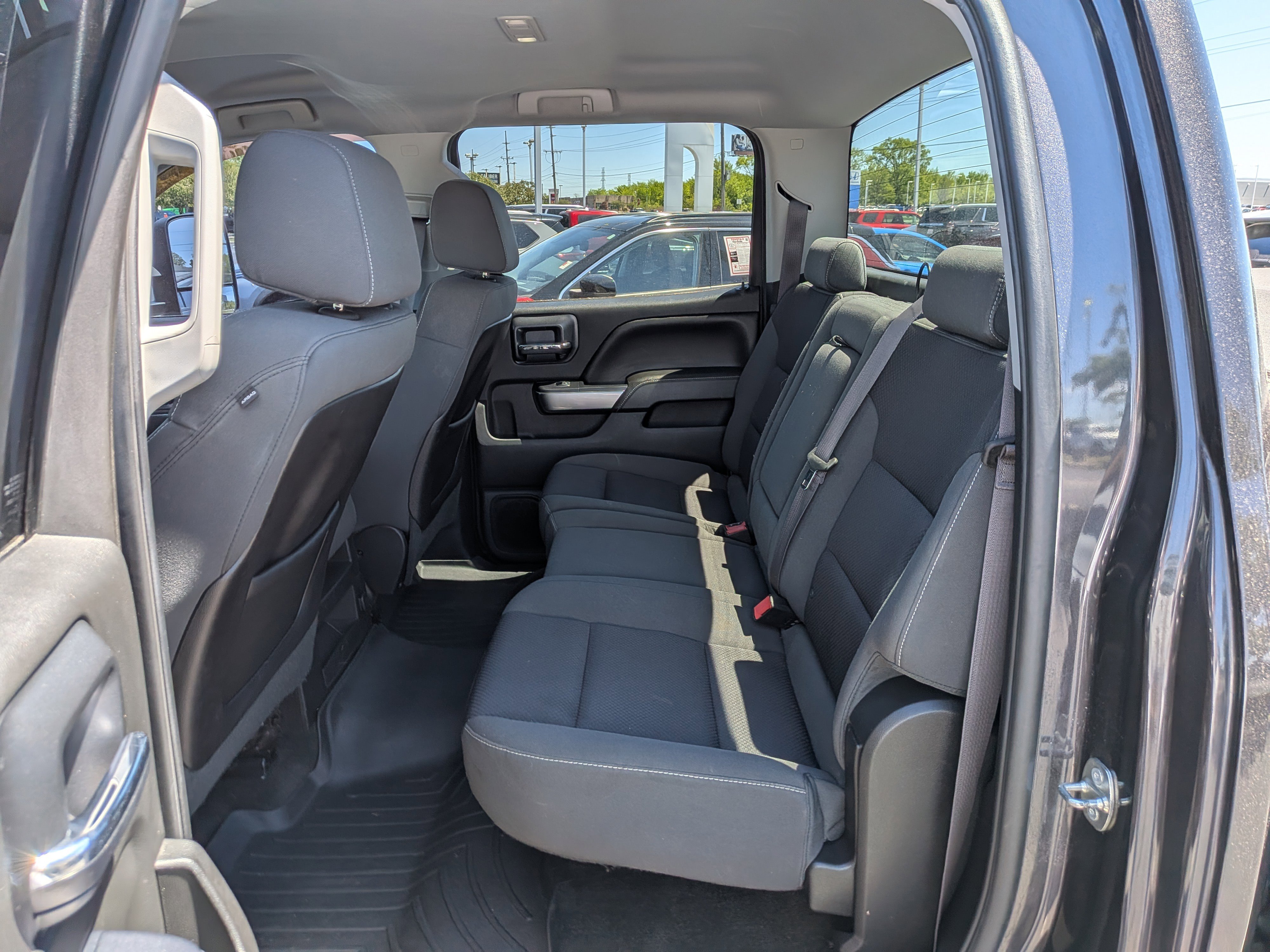 Used 2015 Chevrolet Silverado 2500 LT w/ LT Convenience Package AWD/4WD image 21