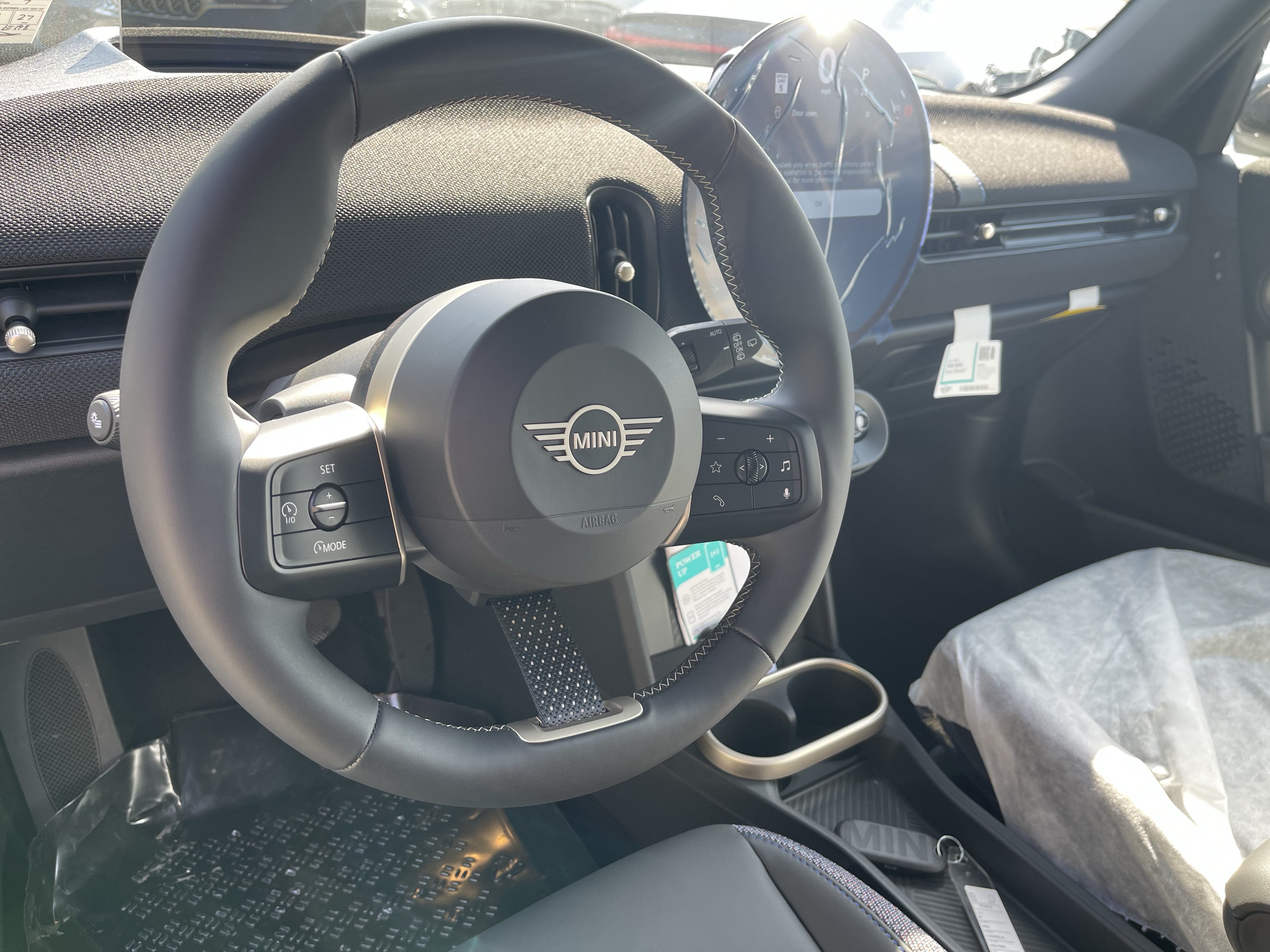 New 2026 MINI Cooper 4-Door Hardtop FWD image 10