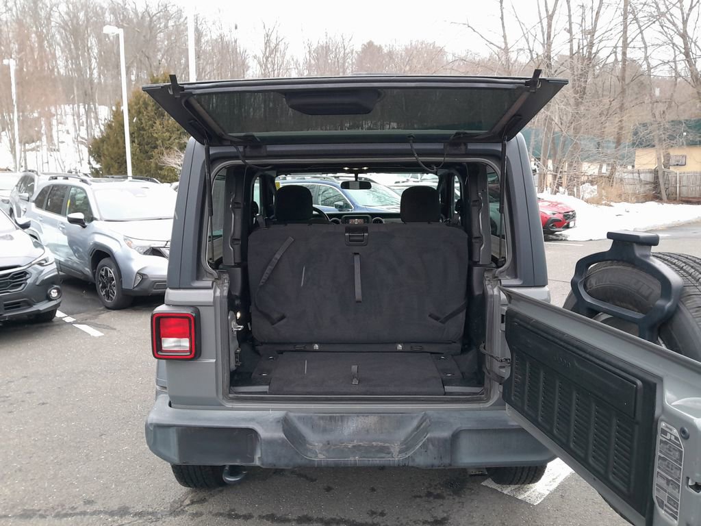 Used 2020 Jeep Wrangler Sport image 31