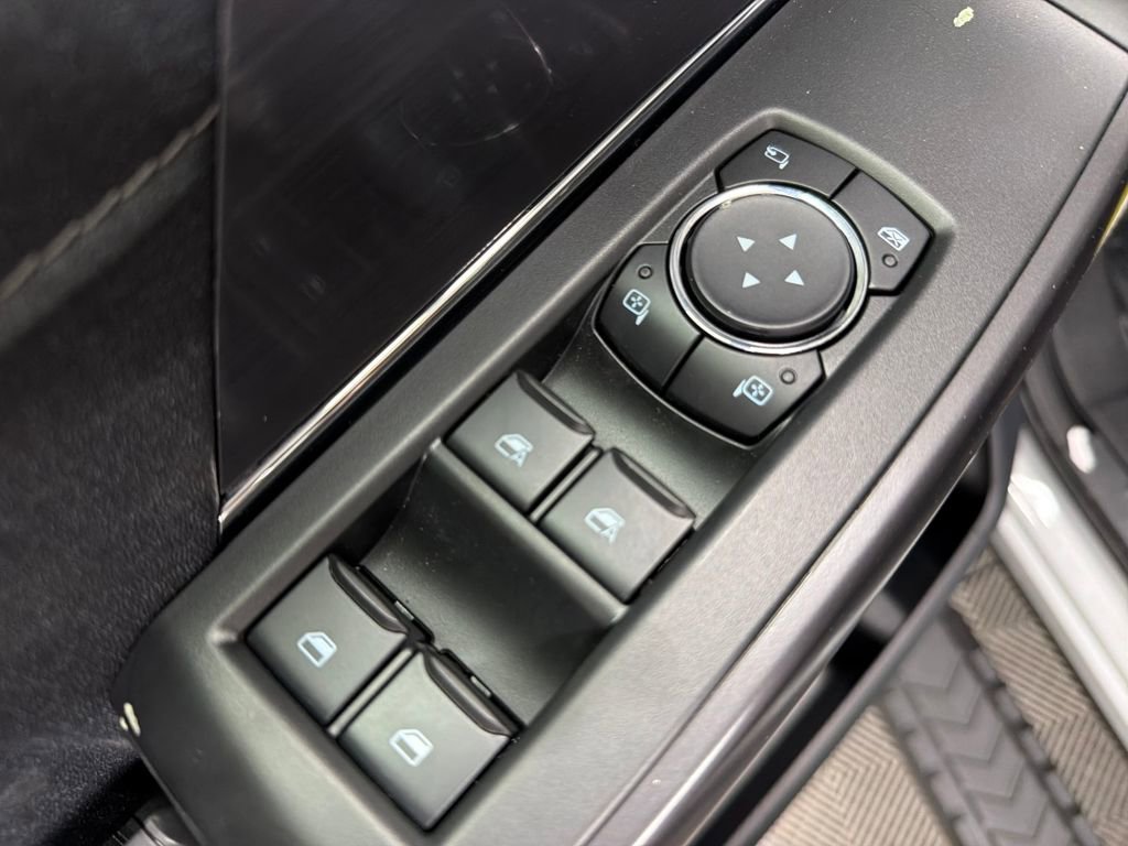 New 2026 Ford F150 Lariat w/ Equipment Group 502A High image 17